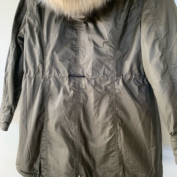 ANORAK OLIVE GREEN PARKA JACKET SIZE 0X, FUR COLLAR HOOD, CINCHED WAIST, NWOT, - Picture 3 of 6